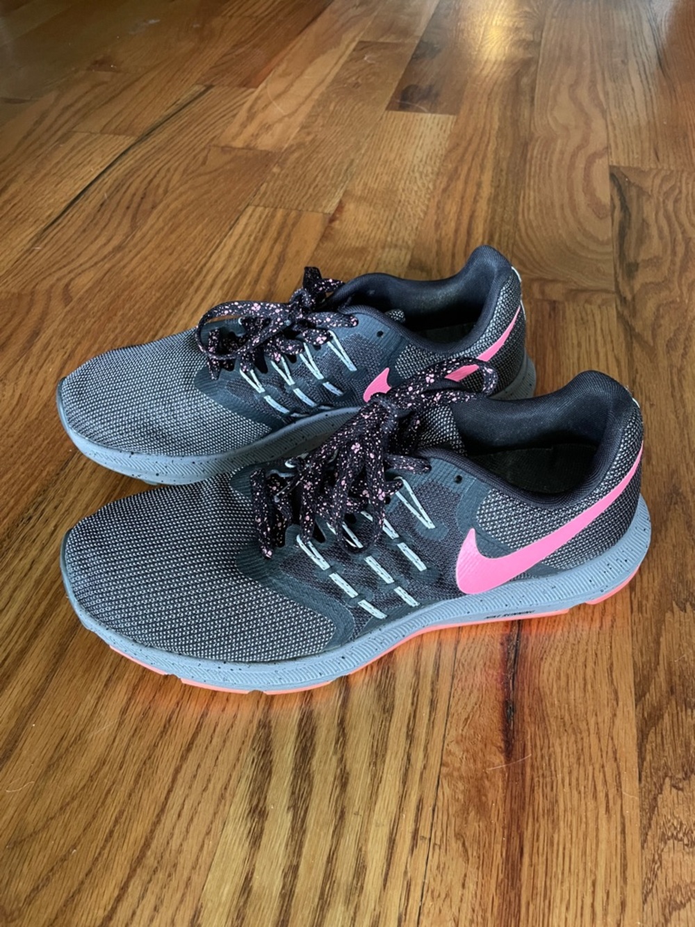 Nike Run Swift Running Shoes Women’s Size 9.5 Black/Pink